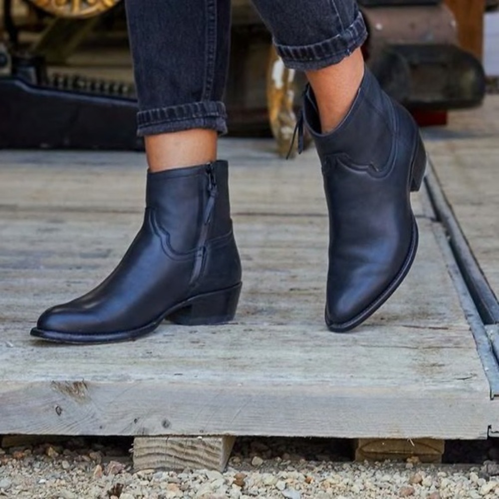 Tecovas Jenny Boot